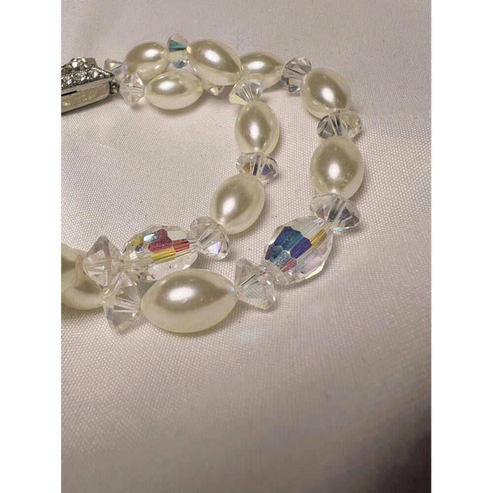 Vintage Faux Pearl AB rhinestone Oval Double Strand Coquette Clasp Bracelet - Picture 6 of 7